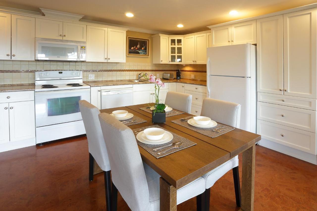 Lovely J Home -Stunning River View Cozy Two Bedroom Private Suite New Westminster Luaran gambar